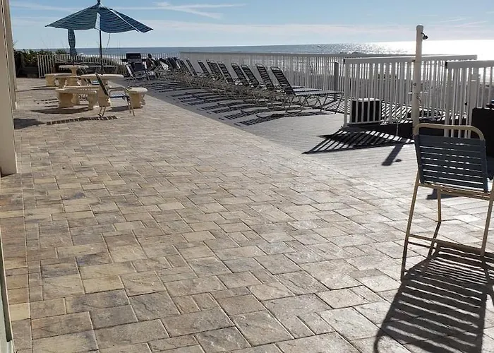 Newly Decorated 1st Floor Unit Steps To The At Fifty Gulfside