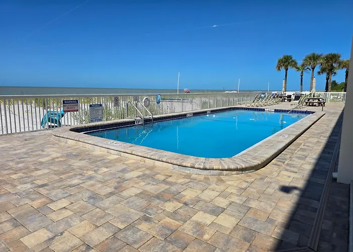 Aparthotel Newly Decorated 1st Floor Unit Steps To The At Fifty Gulfside Clearwater Beach