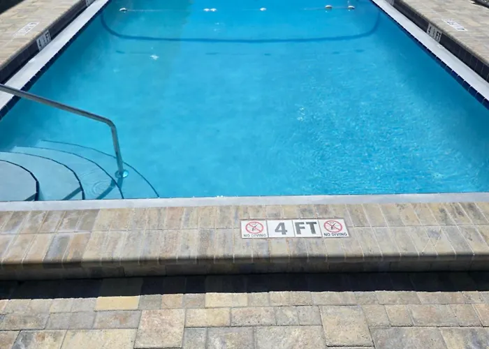 Newly Decorated 1st Floor Unit Steps To The At Fifty Gulfside * Clearwater Beach
