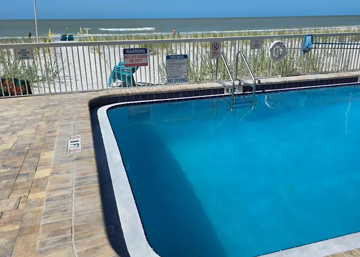 Newly Decorated 1st Floor Unit Steps To The At Fifty Gulfside