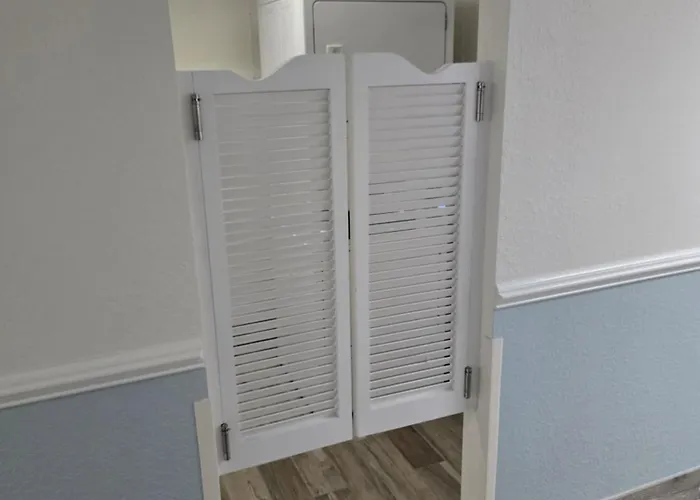 Newly Decorated 1st Floor Unit Steps To The At Fifty Gulfside *